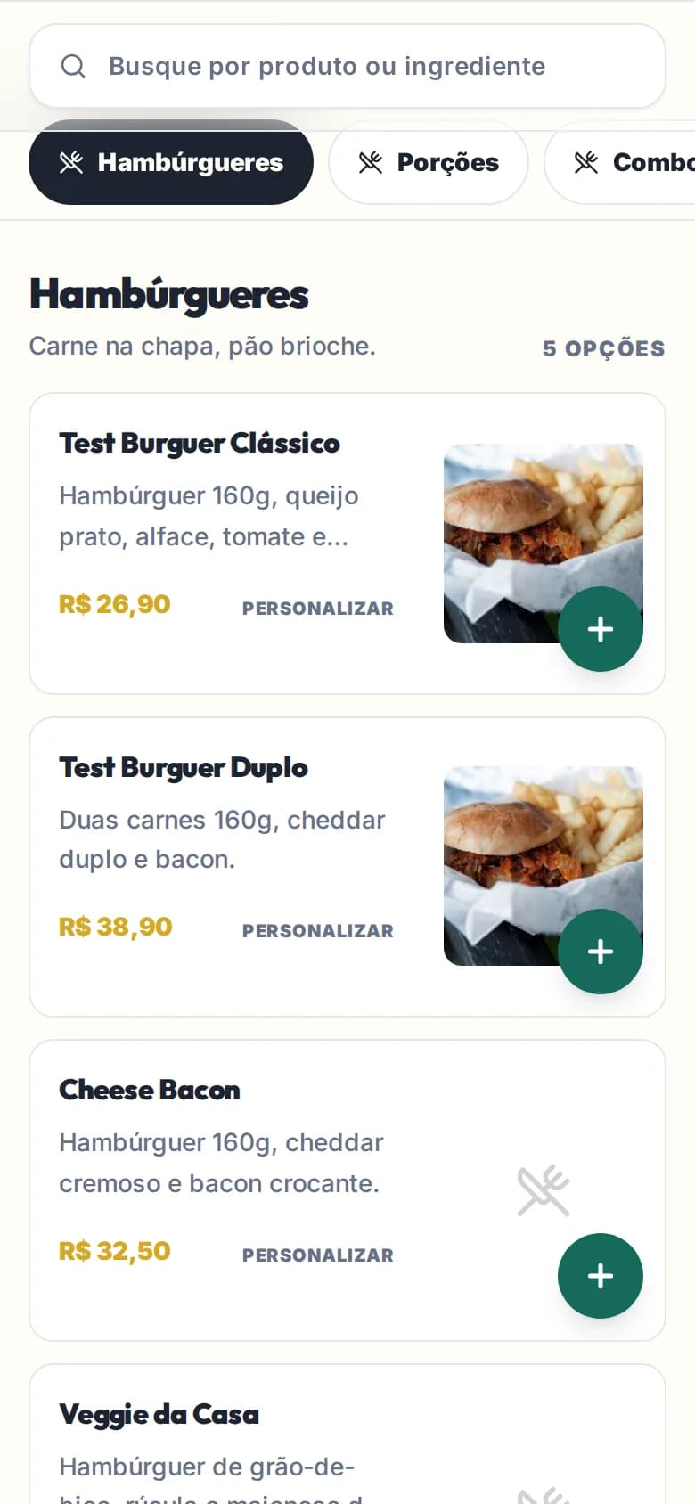 A mesma lista no tema claro: fundo quase branco, títulos arredondados, ícone de talher nas categorias e botão de adicionar em verde